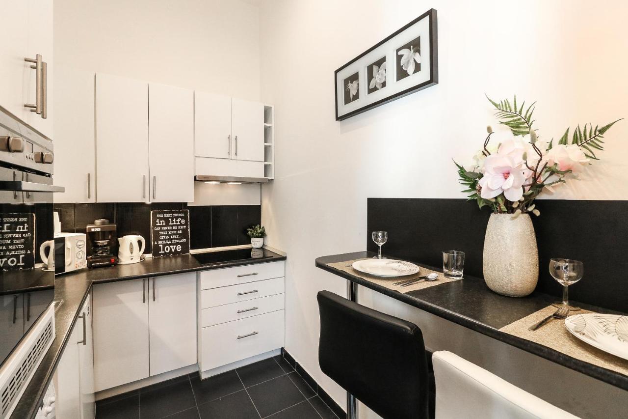 Real Apartments Hegedu บูดาเปสต์ ภายนอก รูปภาพ